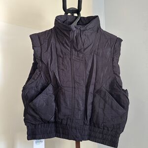 Fdakg Womens Small Lightweight Cropped Puffer Vest Black Stand Collar Zip Gilet